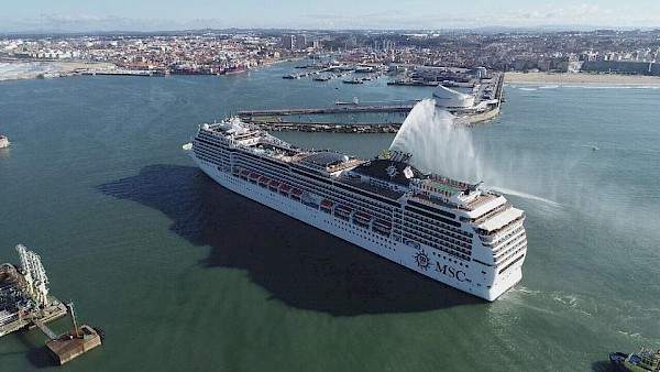 MSC MAGNIFICA debuts in Porto Cruise Terminal to board passengers