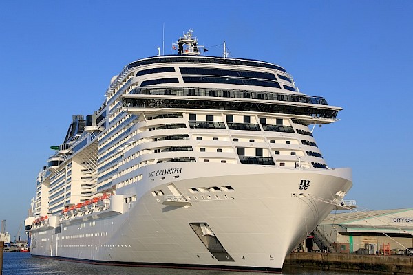 A Grandiosa welcome in Southampton for latest cruise ship