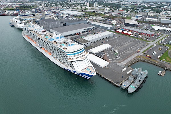 reykjavik cruise terminal skarfabakki