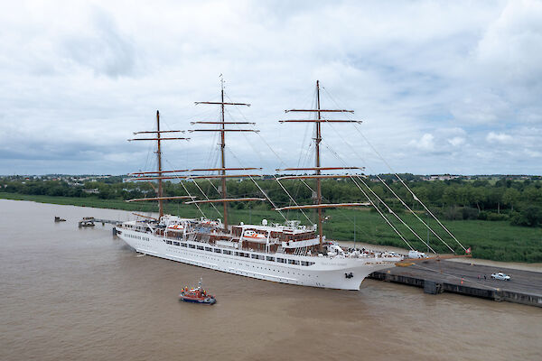 Sea Cloud Spirit calls Pauillac (c) Cruise Bordeaux (Image at LateCruiseNews.com - June 2024)